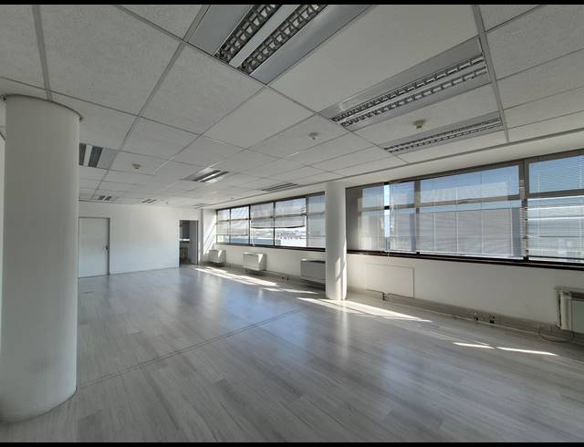 133M² OFFICE TO LET IN KRAMERVILLE